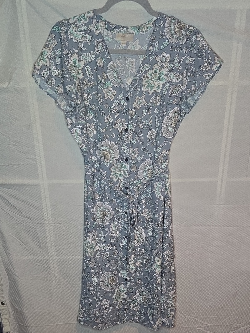 LOFT Gray-Blue Floral Button-Front Tie-Waist Dress 8 Petite